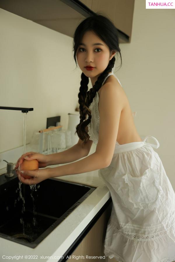 谢晚晚  [XiuRen]高清写真图 2022.05.11 No.4992 谢晚晚第16张图片